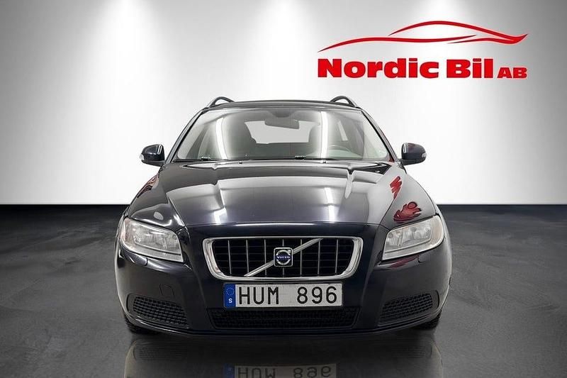 Begagnad Volvo V70 Kinetic 146 HK (107 kW) 2009 Mörkblå (blå) Kombi