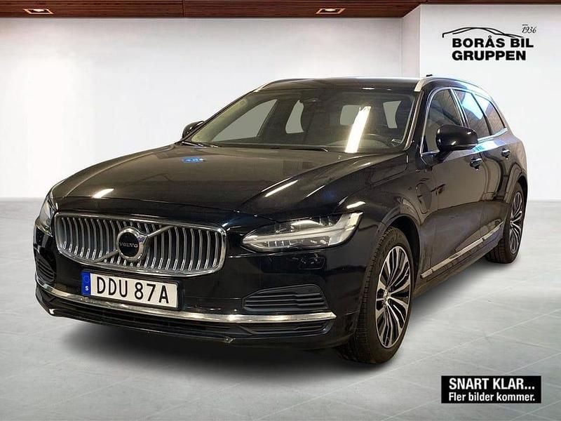 Svart Begagnad 2023 Volvo V90 Core Kombi | 319 000 kr - Bild 1/3