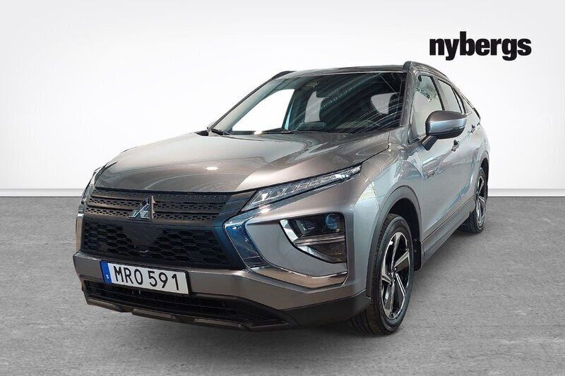 Grå Begagnad 2021 Mitsubishi Eclipse Cross SUV | 259 000 kr (Marknadspris) - Bild 1/4