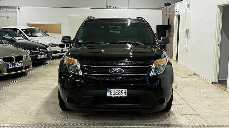 Begagnad Ford Explorer 294 HK (216 kW) 2012 Svart SUV
