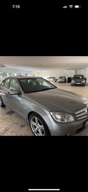 Silver Begagnad 2011 Mercedes C180 Avantgarde Sedan | 55 000 kr (Marknadspris) - Bild 1/1
