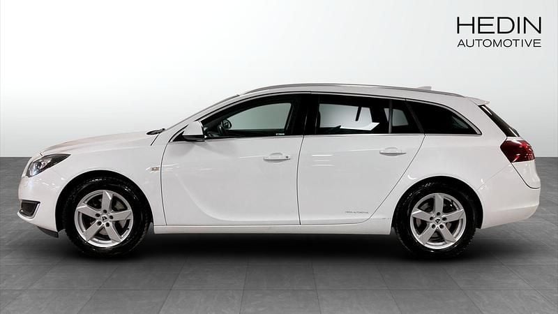 Begagnad Opel Insignia 170 HK (125 kW) 2017 Vit Kombi