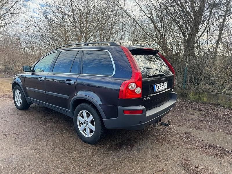 Begagnad Volvo XC90 Summum 163 HK (119 kW) 2004 Blå SUV