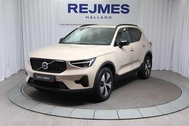 Begagnad Volvo XC40 197 HK (144 kW) 2025 SUV