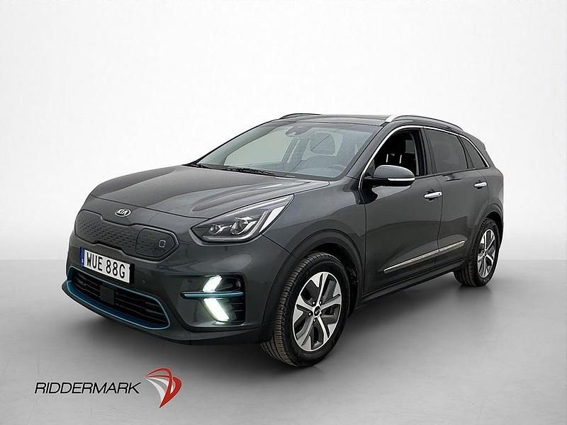Begagnad Kia e-Niro Advance 150 kW (204 HK) 2021 Grå SUV