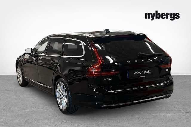 Begagnad Volvo V90 341 HK (250 kW) 2021 Svart Kombi
