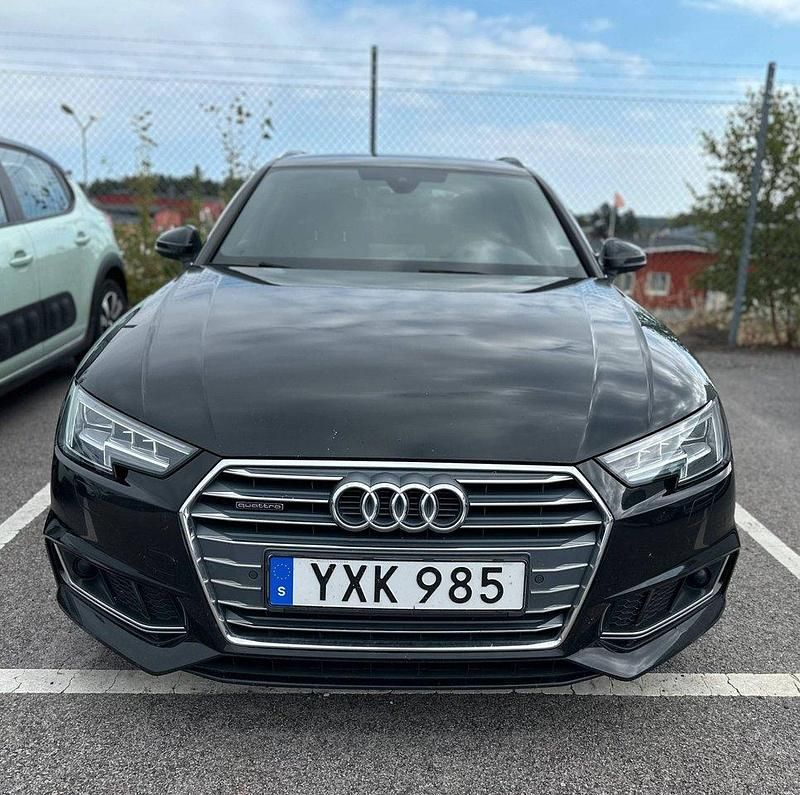 Svart (brilliantsvart) Begagnad 2019 Audi A4 Advanced Kombi | 249 000 kr (Marknadspris) - Bild 1/1