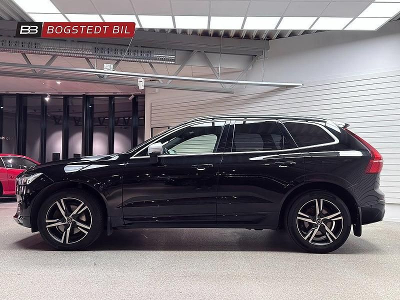 Begagnad Volvo XC60 R-Design 250 HK (183 kW) 2018 Svart SUV