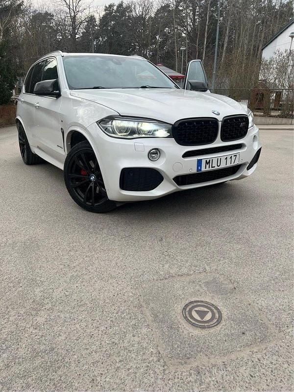 Vit Begagnad 2014 BMW X5 M Sport SUV | 329 000 kr (Marknadspris) - Bild 1/4