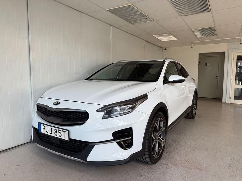 Vit Begagnad 2019 Kia XCeed Advance SUV | 149 900 kr - Bild 1/4