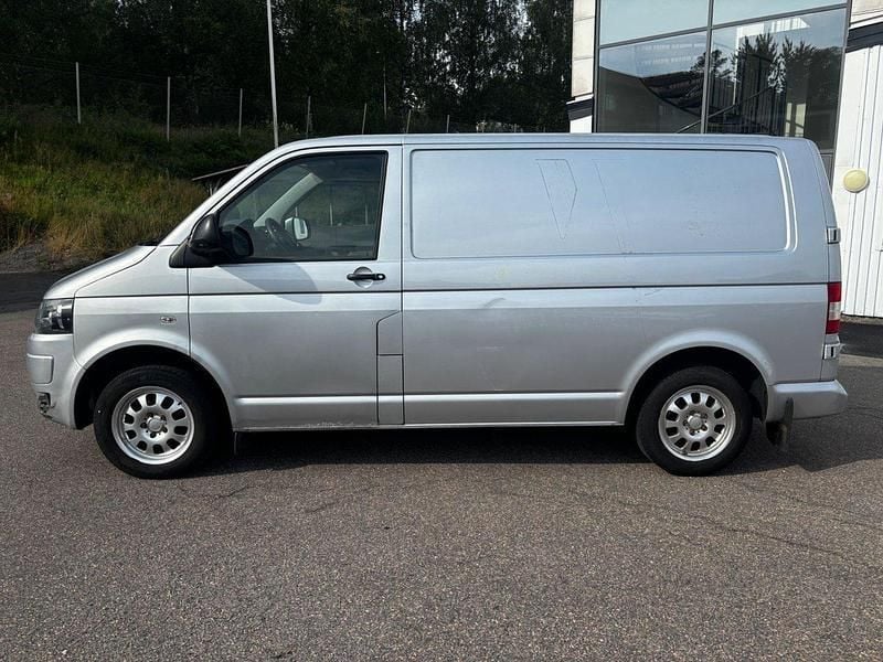 Svart (silver) Begagnad 2010 VW T5 Van | 39 000 kr - Bild 1/4
