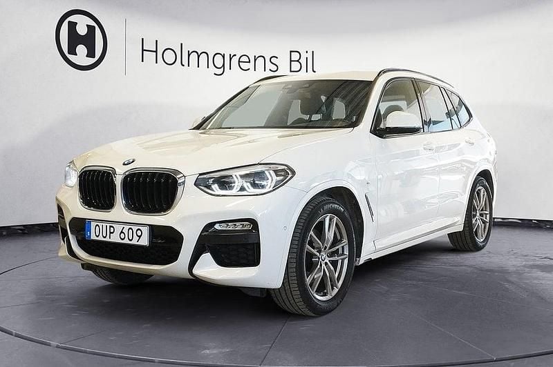 Vit Begagnad 2018 BMW X3 M Sport SUV | 399 800 kr (Marknadspris) - Bild 1/4