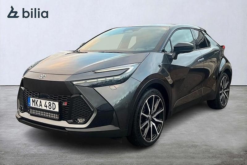 Begagnad Toyota C-HR Edition 226 HK (166 kW) 2024 Grå SUV
