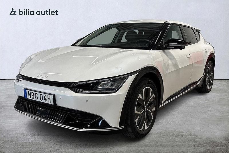Vit Begagnad 2022 Kia EV6 3 SUV | 349 000 kr (Marknadspris) - Bild 1/4