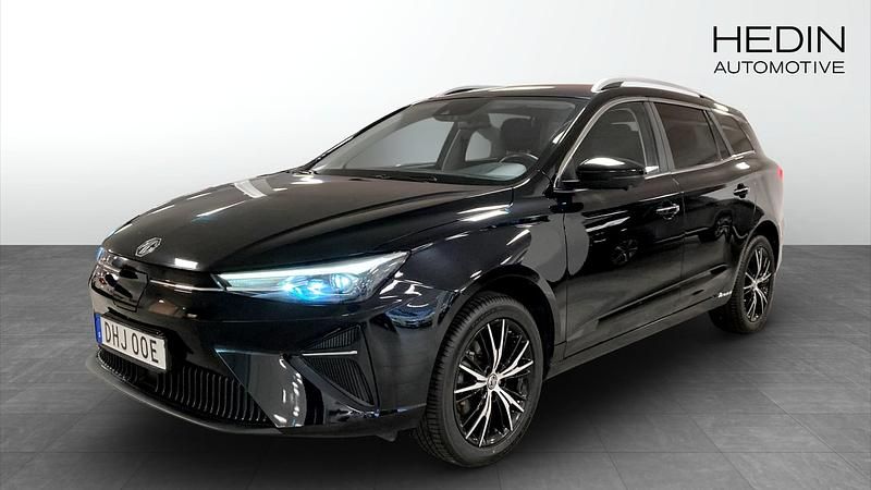 Svart (black) Begagnad 2022 MG MG5 EV Kombi | 184 900 kr (Bra pris) - Bild 1/4