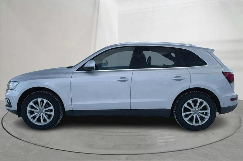 Begagnad Audi Q5 177 HK (130 kW) 2014 Silver SUV