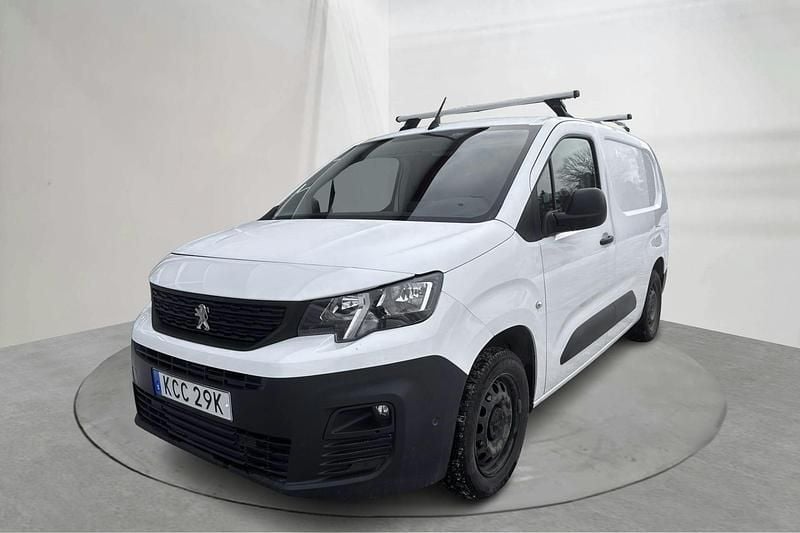Begagnad Peugeot Partner 100 HK (73 kW) 2019 Vit Minibuss