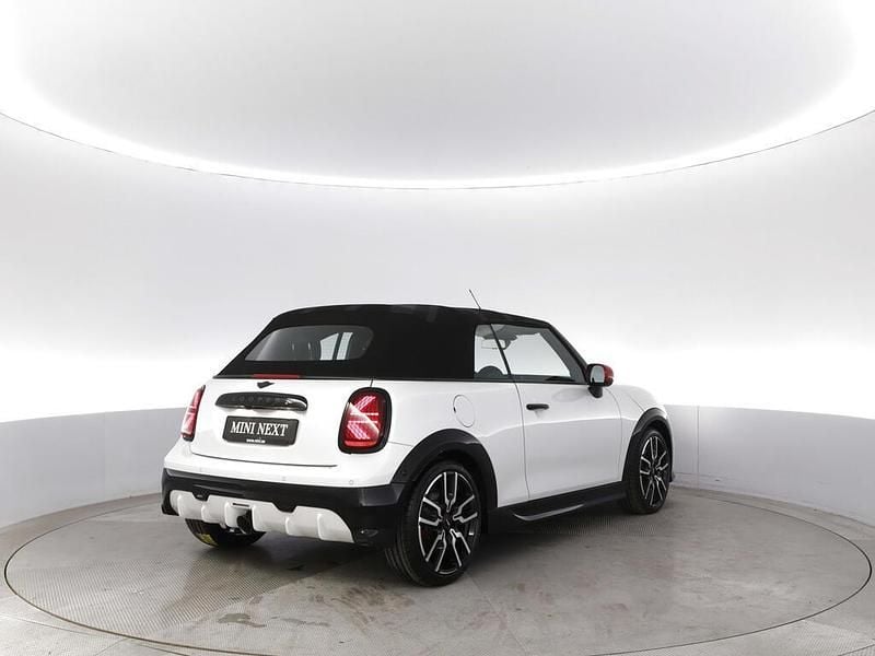 Begagnad Mini John Cooper Works 2025 Vit Halvkombi