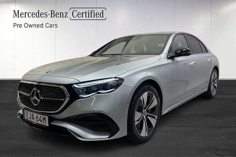 Silver Begagnad 2024 Mercedes E300 AMG | 699 900 kr - Bild 1/4
