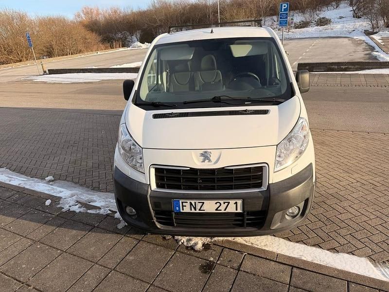 Begagnad Peugeot Expert 128 HK (94 kW) 2013 Van