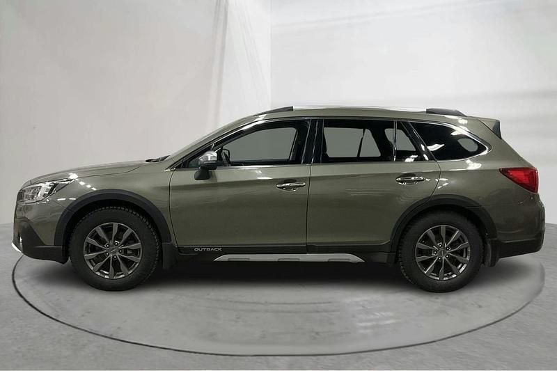 Begagnad Subaru Outback 175 HK (128 kW) 2020 Grön Kombi
