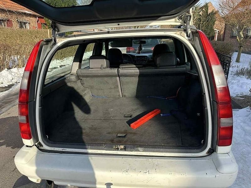 Begagnad Volvo V70 140 HK (102 kW) 2000 Kombi