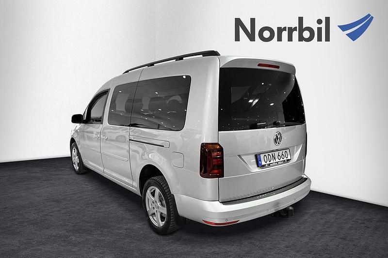 Begagnad VW Caddy Maxi Life Life 150 HK (110 kW) 2016 Silver Minibuss