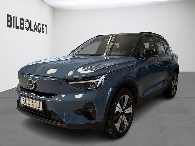 Begagnad Volvo XC40 Plus 175 kW (238 HK) 2022 Blå SUV