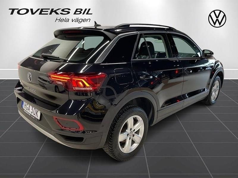 Begagnad VW T-Roc 150 HK (110 kW) 2023 Deep black pearl SUV