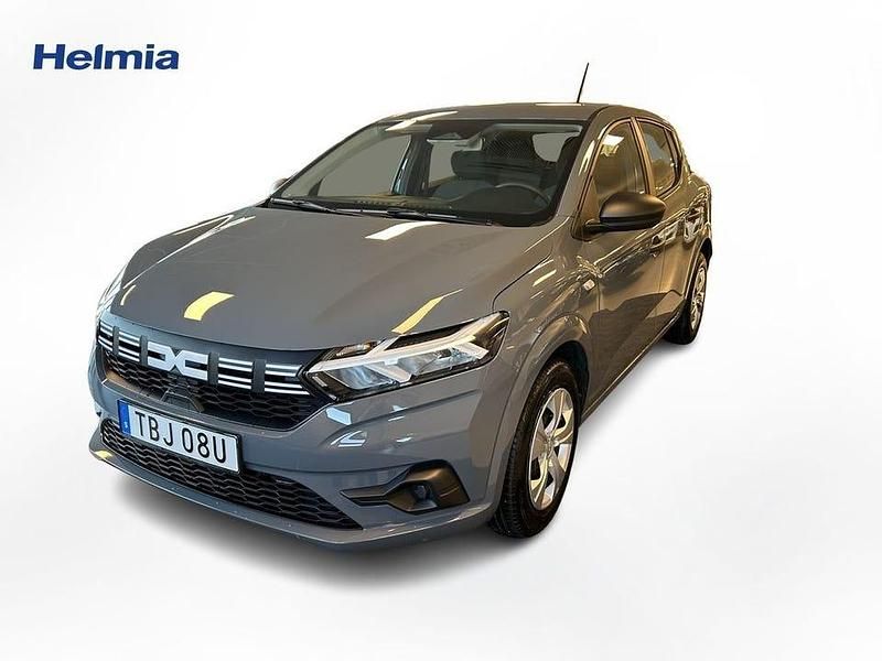 Grå Begagnad 2025 Dacia Sandero Essentiel Halvkombi | 174 900 kr (Marknadspris) - Bild 1/4