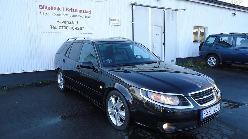 Svart Begagnad 2008 Saab 9-5 Vector Kombi | 39 000 kr (Marknadspris) - Bild 1/4