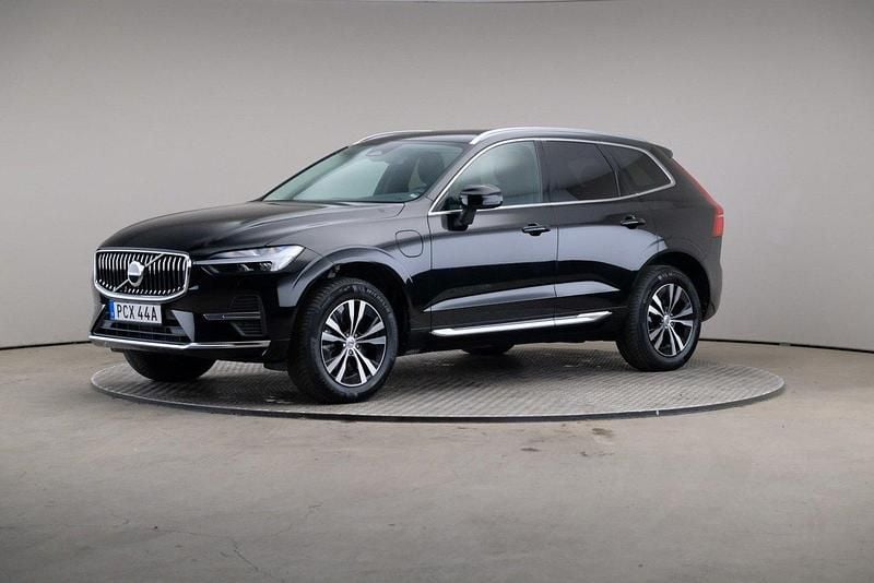 Svart (black (solid)) Begagnad 2022 Volvo XC60 Core SUV | 419 000 kr (Bra pris) - Bild 1/4
