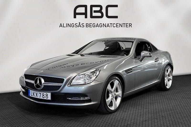 Silver Begagnad 2013 Mercedes SLK200 Cab | 269 000 kr (Marknadspris) - Bild 1/4
