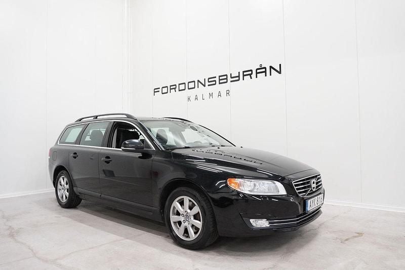 Svart Begagnad 2014 Volvo V70 Momentum Kombi | 149 800 kr (Lite dyr) - Bild 1/4