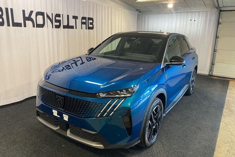 Blå Ny 2025 Peugeot 3008 GT SUV | 409 900 kr (Marknadspris) - Bild 1/4