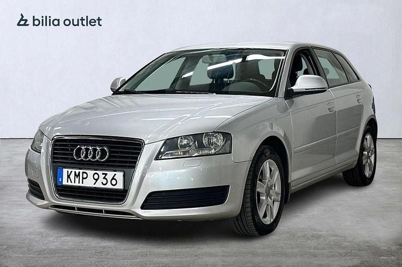 Silver Begagnad 2009 Audi A3 Sportback Halvkombi | 49 900 kr (Marknadspris) - Bild 1/4