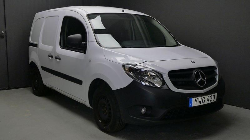 Vit Begagnad 2019 Mercedes Citan 109 Van | 99 900 kr (Marknadspris) - Bild 1/4