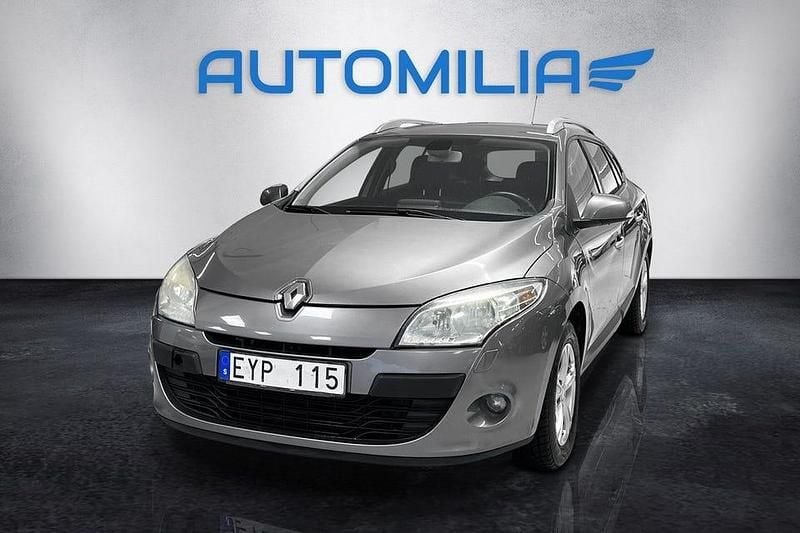 Grå Begagnad 2011 Renault Mégane III | 32 900 kr (Marknadspris) - Bild 1/4