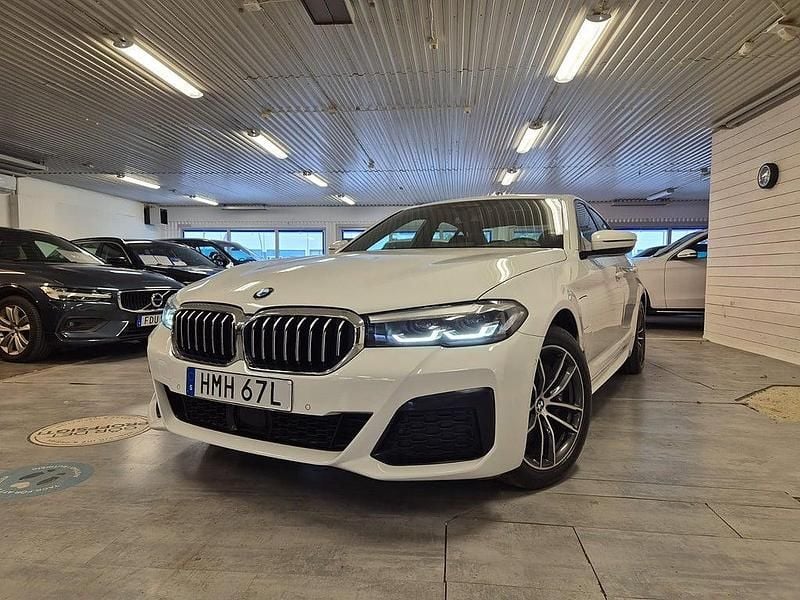 Begagnad BMW 530e M Sport 293 HK (215 kW) 2021 Vit Sedan