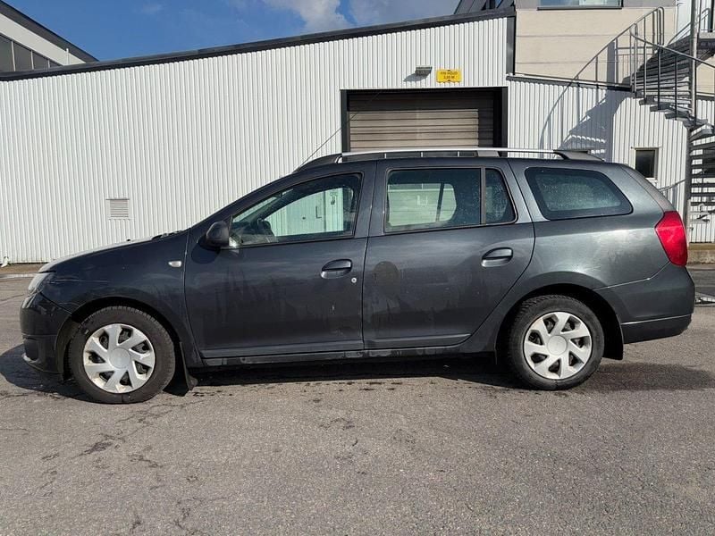 Mörkgrå (grå) Begagnad 2016 Dacia Logan MCV Kombi | 35 900 kr (Bra pris) - Bild 1/4