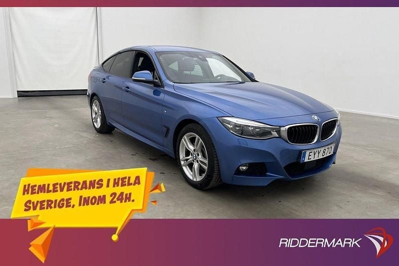 Blå Begagnad 2018 BMW 330 M Sport Halvkombi | 259 800 kr (Marknadspris) - Bild 1/3