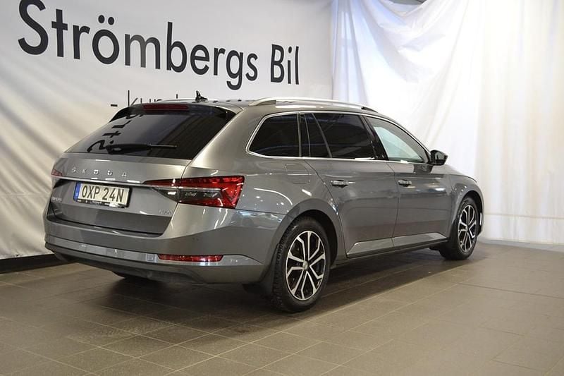 Begagnad Skoda Superb 203 HK (149 kW) 2022 Grå Kombi