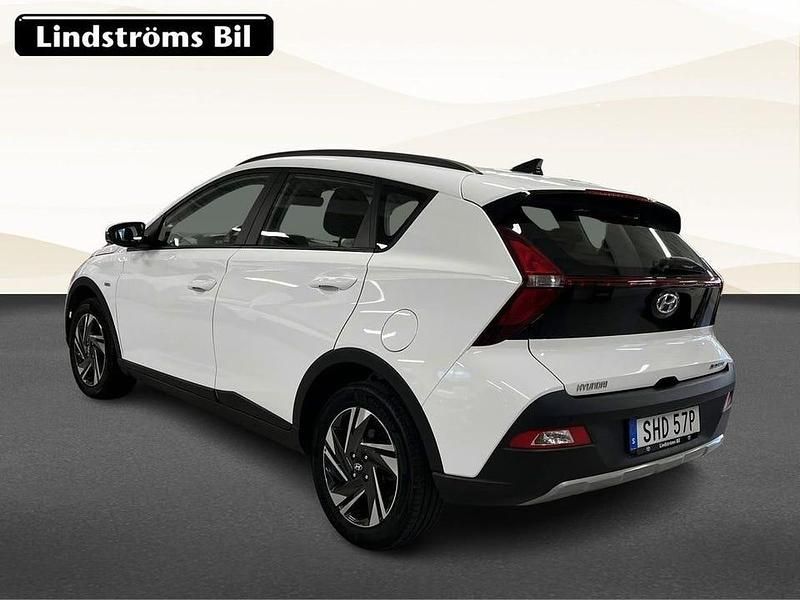 Begagnad Hyundai Bayon 101 HK (74 kW) 2022 Vit SUV