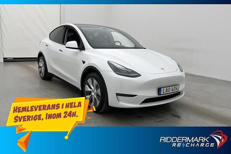 Vit Begagnad 2023 Tesla Model Y Long Range AWD SUV | 409 700 kr (Marknadspris) - Bild 1/3