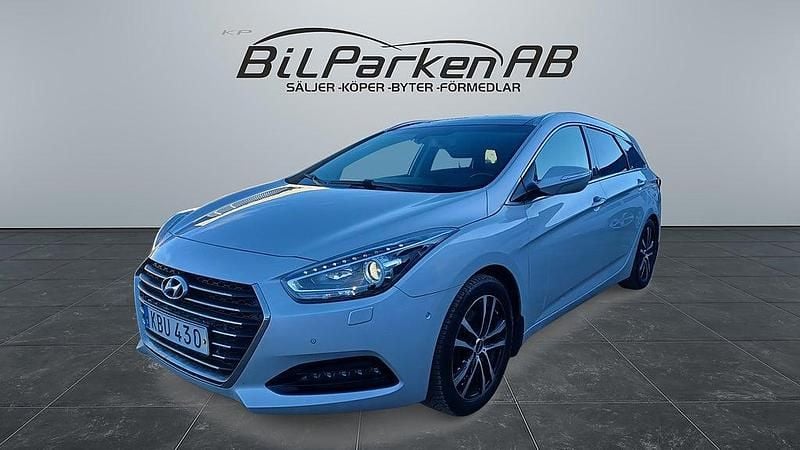 Begagnad Hyundai i40 141 HK (103 kW) 2015 Silver Kombi