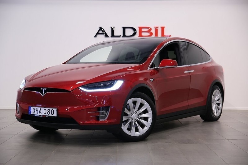 🚗 Köp Tesla Model X El 423 HK (2017) i TÄBY • Prisjämförd av ...