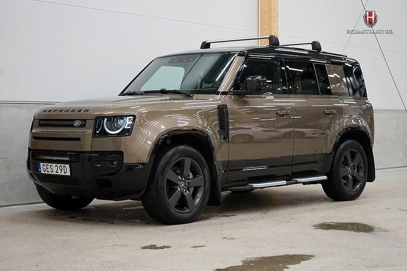 Begagnad Land Rover Defender SE Dynamic 400 HK (294 kW) 2023 Brun SUV