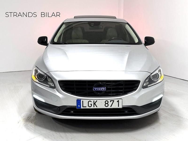 Begagnad Volvo S60 Summum 305 HK (224 kW) 2013 Silver Sedan