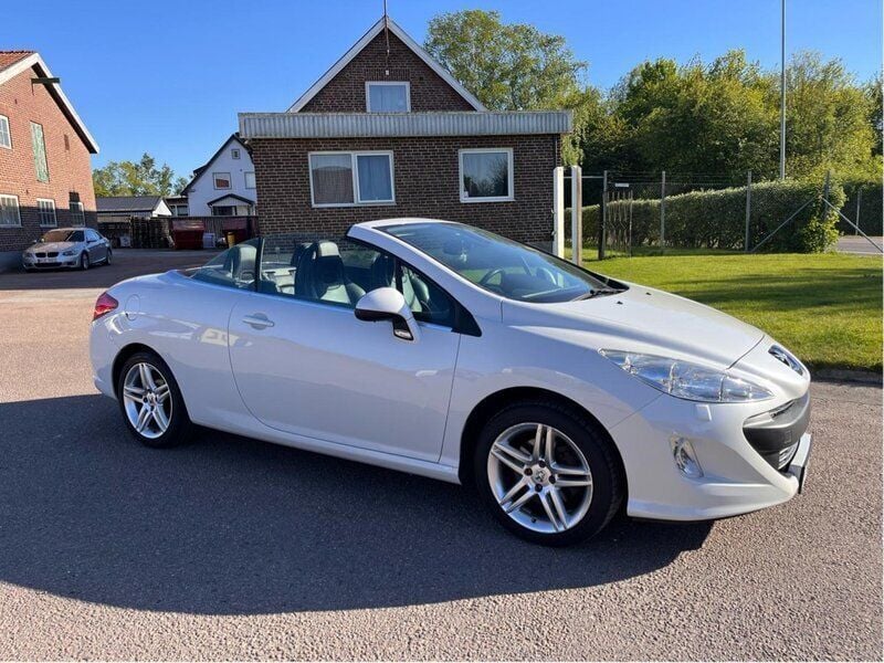 Vit Begagnad 2009 Peugeot 308 CC Cab | 69 900 kr (Bra pris) - Bild 1/4