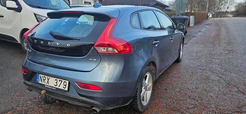 Begagnad Volvo V40 150 HK (110 kW) 2013